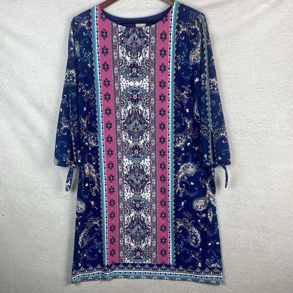 Women Chicos Medallion Sheath Short Dress Liquid Knit Size 2 (12) 3/4 Tie Sleeve - Picture 1 of 8